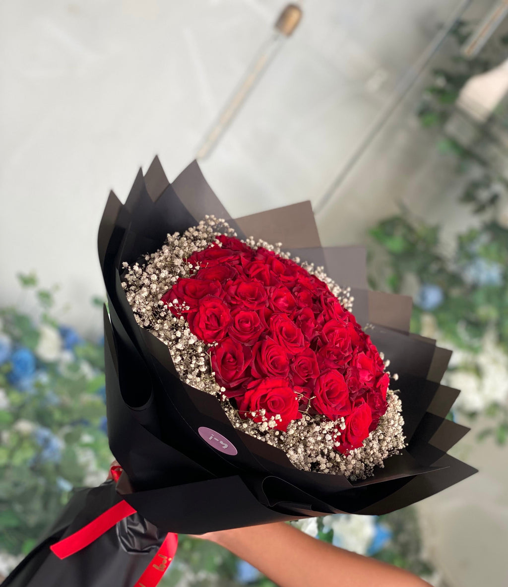 Red Roses Arrangement